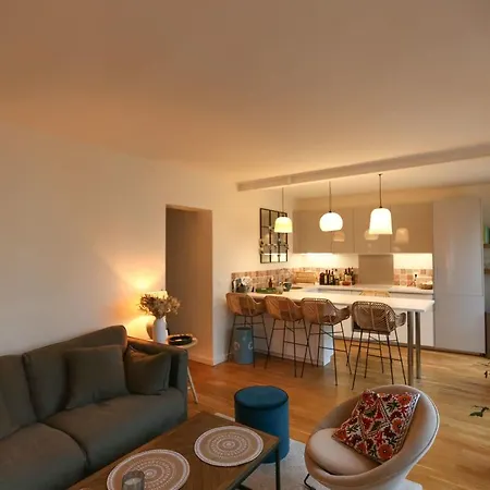 Superb Apt Design In The 17Th Paris Paris